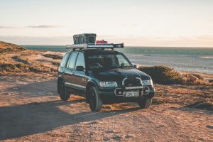 simon-maisch-fG6kHf6iC0U-unsplash_1_optimized_200